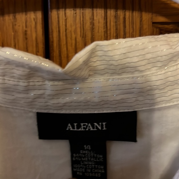 Y2K woman’s shirt EUC - Picture 3 of 6